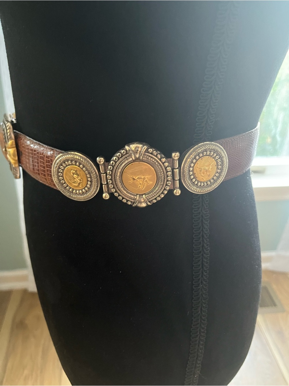 Brighton Museum Collection Vintage Coin Medallion Leather Belt Brown Croc  M